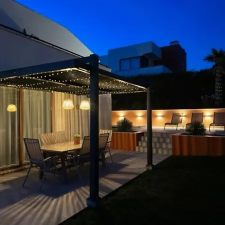 Casa Da Alegria Villa *