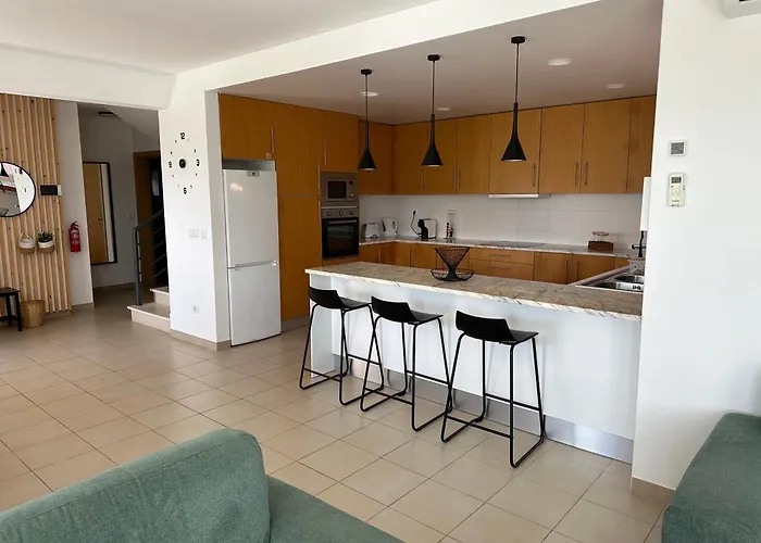 Casa Da Alegria Villa *